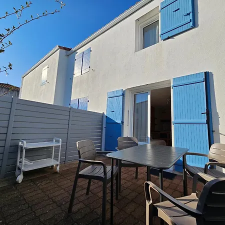 Maisonnette Ensoleillée Près De La Pour 4 Pers. à - Fr-1-476-21 *