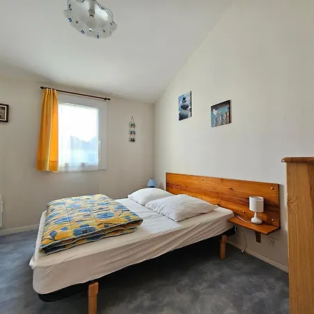 Maisonnette Ensoleillée Près De La Pour 4 Pers. à - Fr-1-476-21